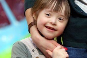 Din ce cauză apare sindromul Down? Simptomele şi semnele sindromului Down