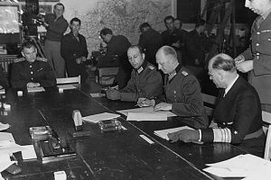 8 mai 1945: Europa marchează Ziua Victoriei aliaţilor împotriva Germaniei naziste