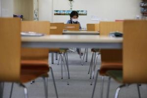 Măsuri speciale pentru elevii care se întorc la şcoală pentru pregătirea de Evaluare Naţională şi Bacalaureat