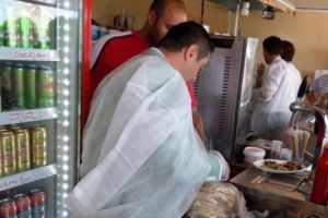 Magazine alimentare din Satu Mare, amendate cu 2.400 lei. Ce au descoperit inspectorii DSVSA