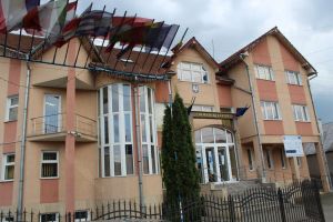 Angajată a Primăriei Feldru, diagnosticată cu Covid-19