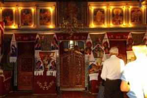 La biserică nu trebuie să mergi cu silire, ci cu mulţumire