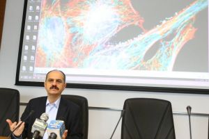Anchetă la Centrul OncoGen al Spitalului Judeţean Timişoara, după ce un medic şi-ar fi administrat un „vaccin” anti-Covid-19