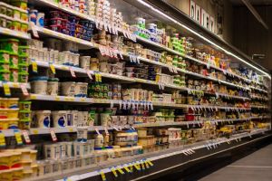 Pandemia a scumpit mâncarea, dar şi alte produse. Creşterile de preţ nu au atins încă punctul culminant