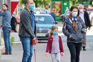 Măsurile de relaxare au fost publicate şi sunt în dezbatere. Se redeschid saloanele de înfrumuseţare, cabinetele stomatologice şi bisericile