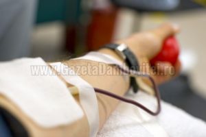 Centrul de Transfuzie Sanguină Dâmboviţa: Plasmafereza… la stadiul de teorie