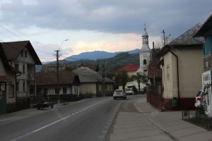 Încă doi infectaţi în familia asistentei comunitare, angajată la Primăria Feldru