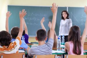 Ministrul Educaţiei anunţă că anul acesta nu vor fi corigenţi: Cum se încheie mediile
