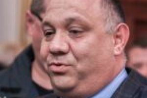 Toţi angajaţii care se ocupă de persoanele vârstnice din cămine sunt testaţi! Numai prefectul Gâfu merge pe încredere!
