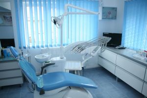 Reguli pentru desfăşurarea activităţii în cabinetele stomatologice, după relaxarea ...