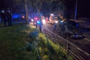 UPDATE FOTO| Accident rutier MORTAL pe DN1R, în localitatea Bărăşti (Albac): Un tânăr a decedat după o coliziune între două autoturisme
