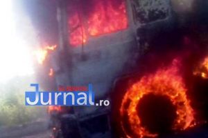 Cap de tir mistuit de flăcări, pe DN2-E85