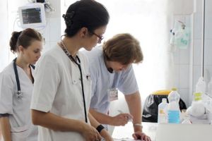 12 mai – Ziua internaţională a asistenţilor medicali