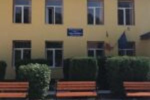 O comună din Timiş nu a aşteptat tablete de la Ministerul Educaţiei şi le-a cumpărat înainte pentru toţi elevii şcolii. „Este un vis împlinit”