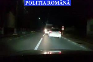 Transportatorul unei cantităţi enorme de ţigări, prins după o urmărire ca-n filme, trimis ...
