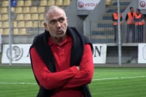 Rămâne Petrolul fără finanţare?