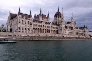 Angajament ferm pentru susţinerea autonomiei luat de Comisia parlamentare pentru afaceri externe