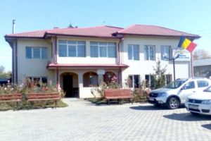 Primăria Ştefan cel Mare, închisă din cauza Covid