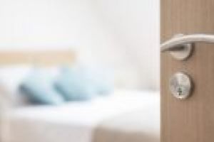 Centrele de carantină, o povară bugetară enormă! Cazarea la hotel timp de două săptămâni, un „sejur” inevitabil?!