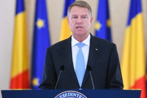 Iohannis: „Se renunţă la obligaţia de a sta acasă”. Măsurile de relaxare din 15 mai anunţate de preşedinte