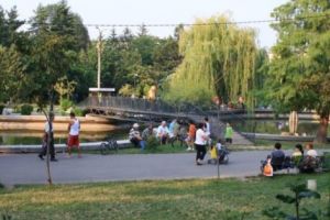 La Piteşti, LIBER în parcuri şi la locurile de joacă