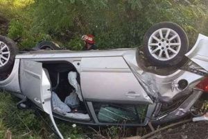 Accident pe DN1, la Barcanesti. O masina s-a rasturnat