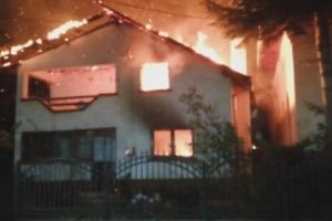 (VIDEO) AU RĂMAS FĂRĂ ACOPERIŞ