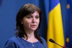 Un primar mureşean, şah la ministrul Educaţiei: ”Cine va asigura asistenţa medicală la reluarea cursurilor?”