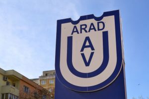 Universitatea „Aurel Vlaicu” a donat viziere sistemului medical din Arad