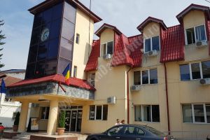 Primăria Pucioasa a cumpărat 150 de device-uri electronice pentru elevii oraşului
