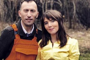 DIN CE CÂȘTIGĂ VULPIȚA BANI ACUM, DUPĂ CE A FOST „ZBURATĂ” DE LA ACCES DIRECT