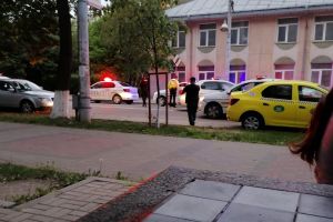 FOTO Botoşăneanul care a încălcat ordinul de protecţie şi şi-a rănit fiul, reţinut de poliţişti
