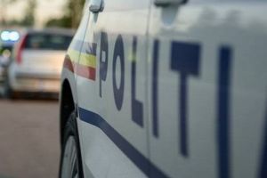 Mureşean prins conducând o maşină cu numere false