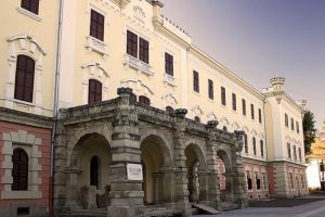 VIDEO| Muzeul Naţional al Unirii Alba Iulia se redeschide marţi, 19 mai: Program de funcţionare şi reguli pentru vizitatori