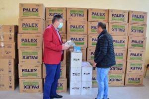 FOTO: A fost cumpărat gelul dezinfectant pentru blocurile şi şcolile din Târgu Mureş!