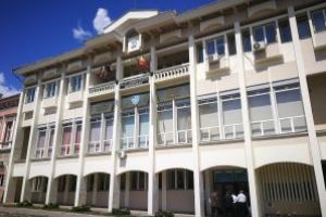 CJ a alocat fonduri pentru dotarea cu materiale sanitare a trei spitale şi recompensarea personalului medical