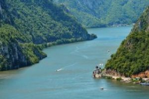 Dunărea se micşorează ca urmare a activităţilor umane, sugerează un studiu