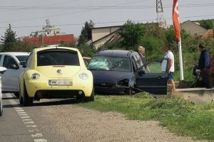 FOTO. Accident pe bulevardul Lucian Blaga. Impact între două maşini