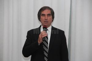 15 mai - Ziua veterinarului, de la distanţă în acest an