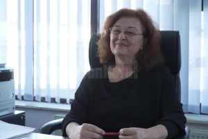 La începutul epidemiei de COVID, DSP Suceava a raportat numărul de teste ca număr de ...