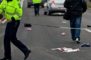 Accident in Ploiesti, pe strada Transilvaniei. O tanara a fost transportata la spital