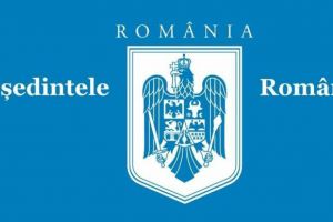 Decrete semnate, azi, de presedintele Romaniei. Unul are legatura cu personalului medical participant la actiuni medicale impotriva Covid-19 
