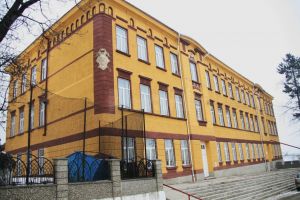 Profesorii de la Școala din Bosanci refuză să-şi reia activitatea din cauza pericolului de ...