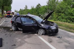 Accident rutier in judetul Tulcea. O soferita a intrat pe contrasens intr-un autoturism