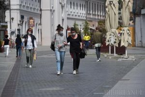 A început relaxarea! Orădenii au ieşit în stradă într-un număr mare, profitând de îmblânzirea restricţiilor (FOTO / VIDEO)