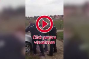 Un italian a urmărit cu un pistol un rom care îi datora bani