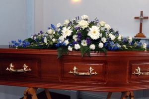 Atenţie! La Botoşani, în aprilie, au murit mai puţini oameni decât în aceeaşi lună din 2019. Teoria că numărul deceselor a crescut din cauza COVID-19, infirmată de statistici