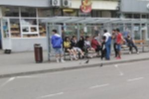 Liber la circulaţie! Reşiţenii au uitat repede de mască şi de distanţarea socială