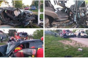 FOTO Tragedie! Tânăr de 26 de ani mort după ce maşina pe care o conducea s-a izbit de un stâlp electric