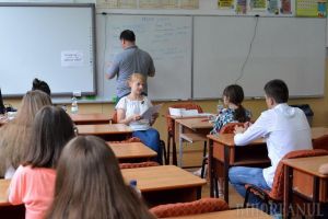 Evaluarea Naţională 2020: Examenele vor începe pe 15 iunie, iar elevii aflaţi în izolare sau confirmaţi cu Covid vor susţine probele în condiţii speciale